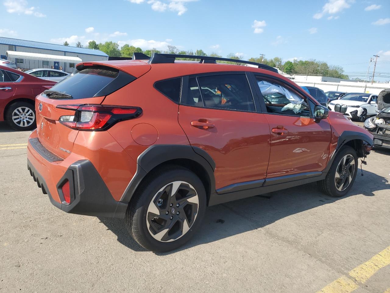 2024 Subaru Crosstrek Limited vin: 4S4GUHM61R3770571