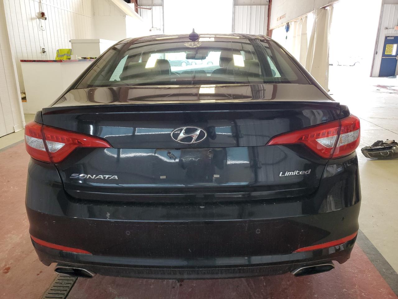 5NPE34AF7FH032057 2015 Hyundai Sonata Sport