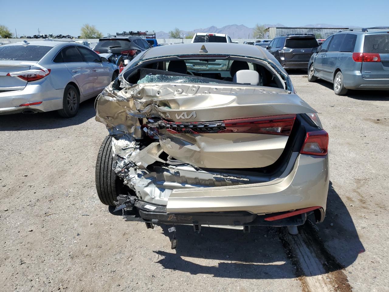 5XXG14J26NG096970 2022 Kia K5 Lxs
