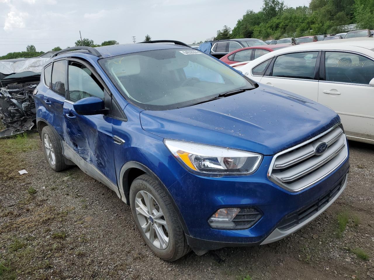 1FMCU9GD7JUC74963 2018 Ford Escape Se