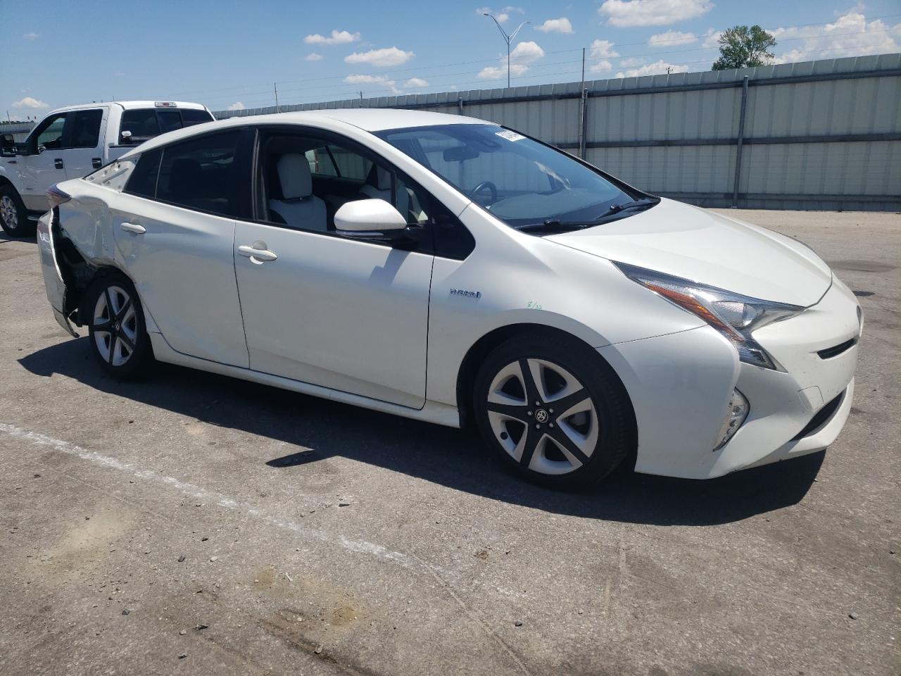 JTDKARFU7G3516093 2016 Toyota Prius