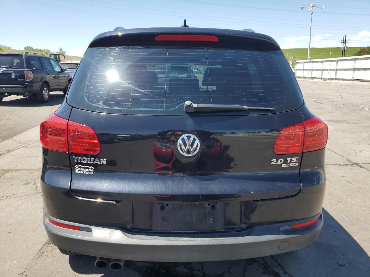 WVGBV7AX8FW566634 2015 Volkswagen Tiguan S