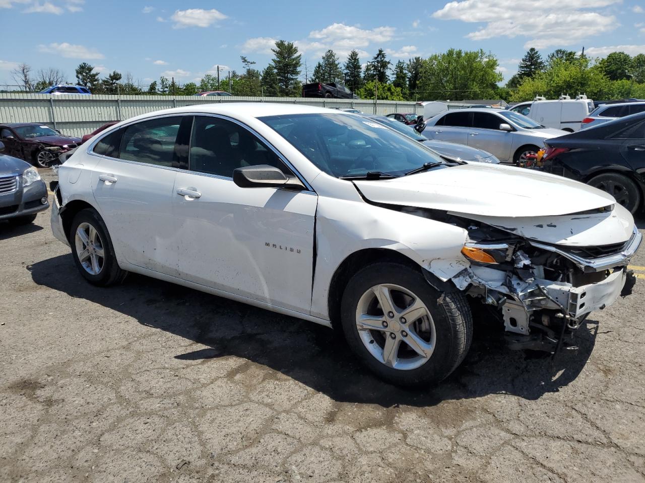 2020 Chevrolet Malibu Ls vin: 1G1ZB5ST8LF077697