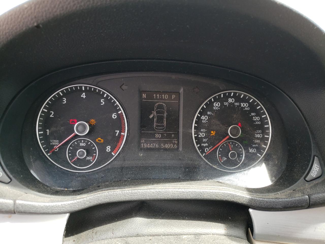 1VWBH7A34DC056110 2013 Volkswagen Passat Se