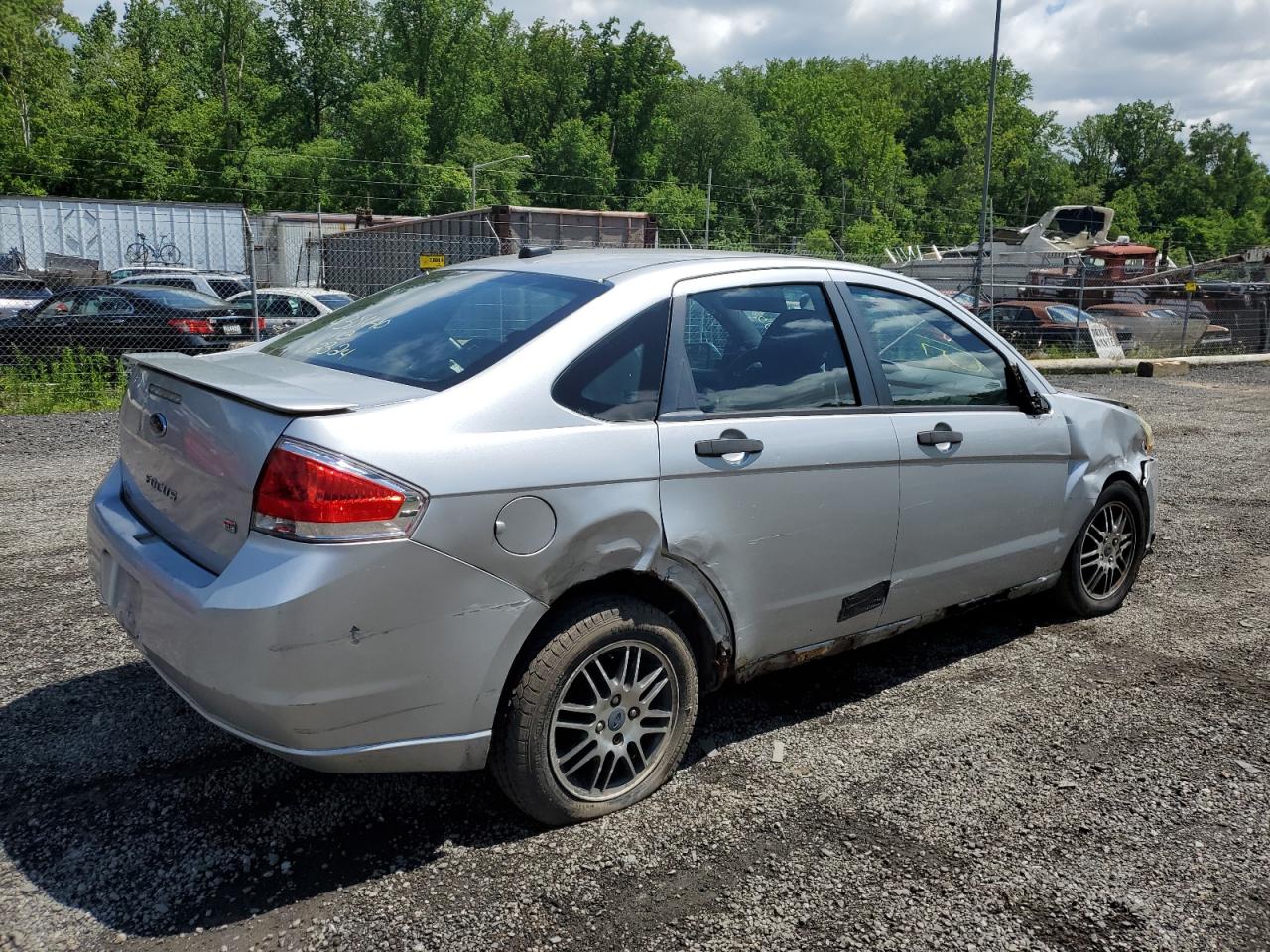 1FAHP3FNXAW264026 2010 Ford Focus Se