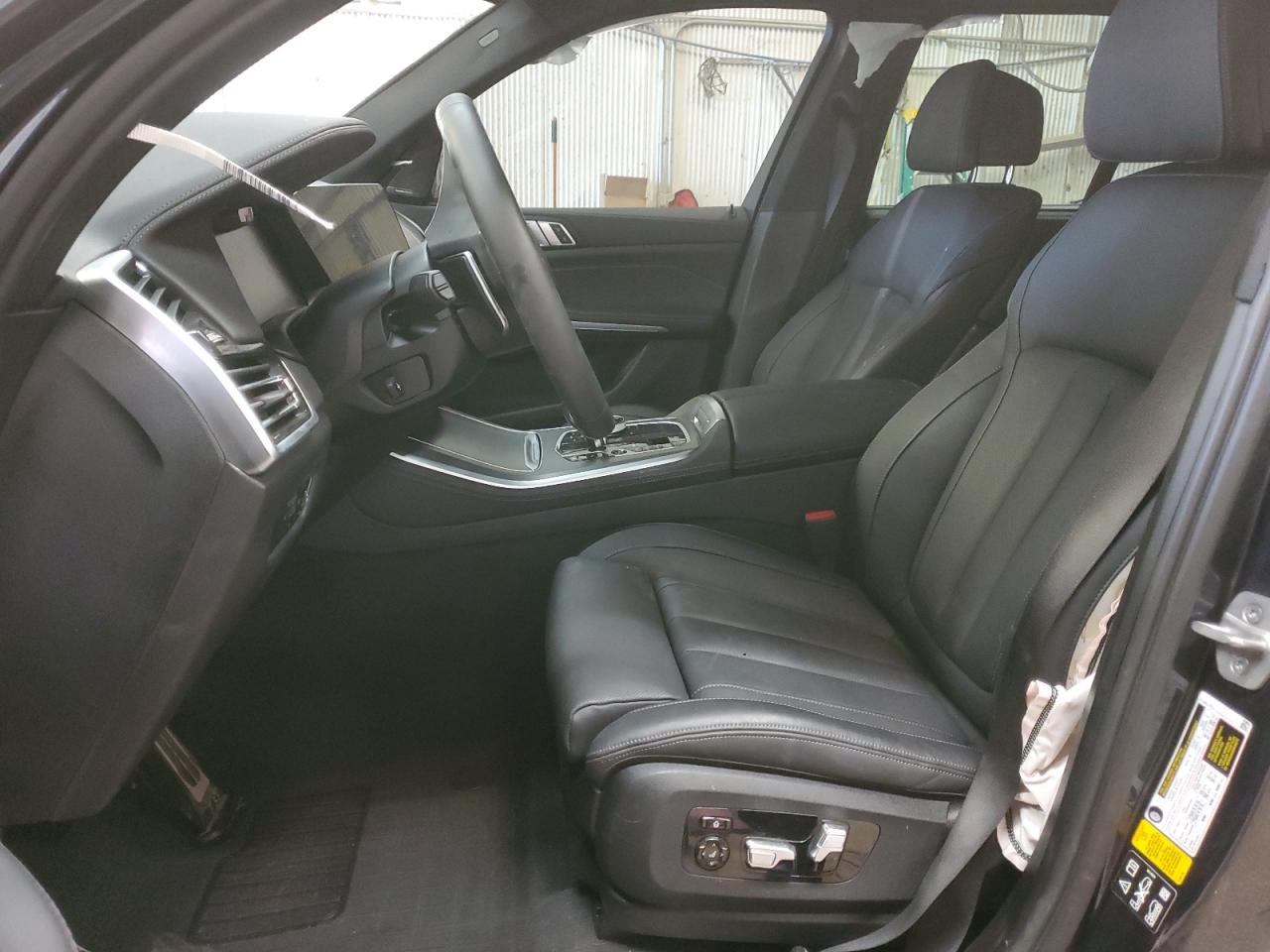 5UXJU4C04N9K70863 2022 BMW X5 M50I