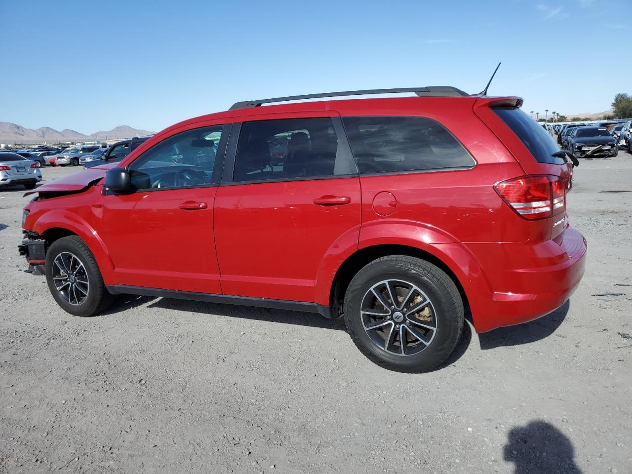 2018 Dodge Journey Se vin: 3C4PDCAB3JT195648