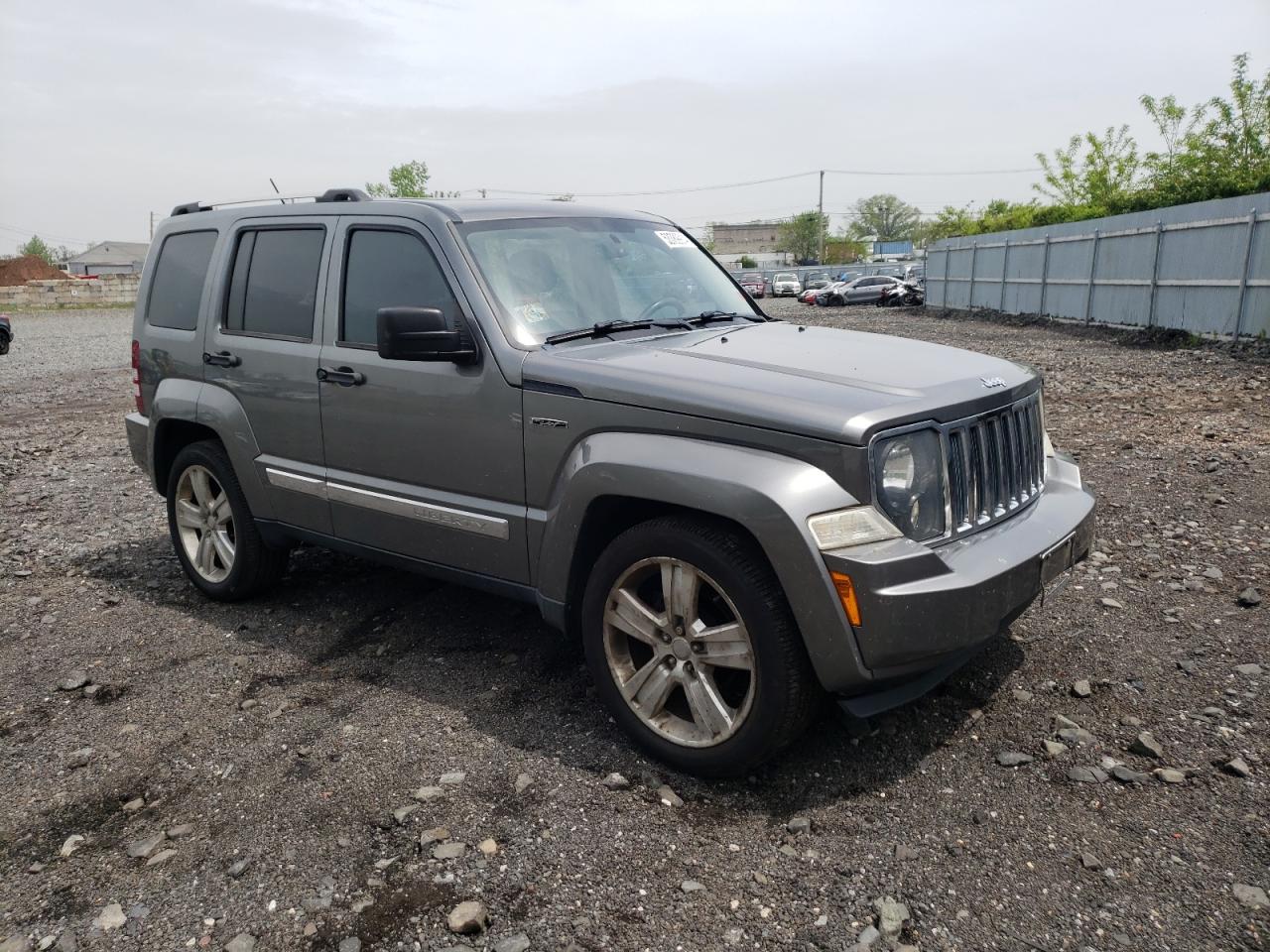 1C4PJMFK1CW154102 2012 Jeep Liberty Jet