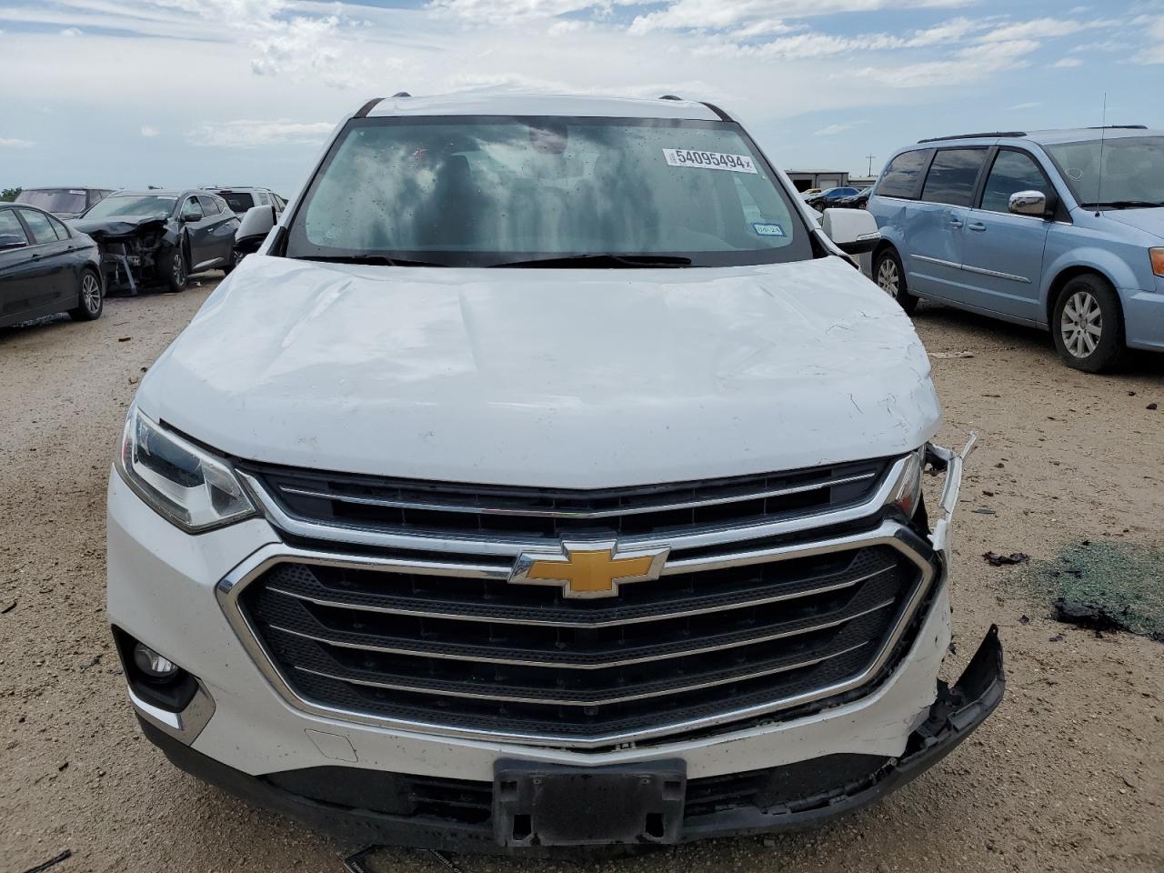 1GNERHKW2KJ254924 2019 Chevrolet Traverse Lt