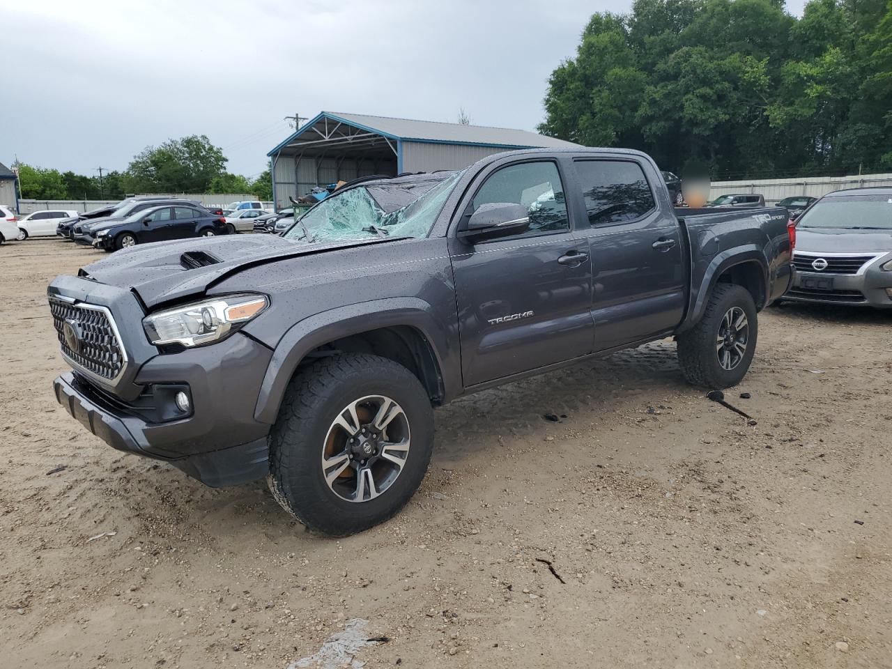 5TFAZ5CNXJX068815 2018 Toyota Tacoma Double Cab