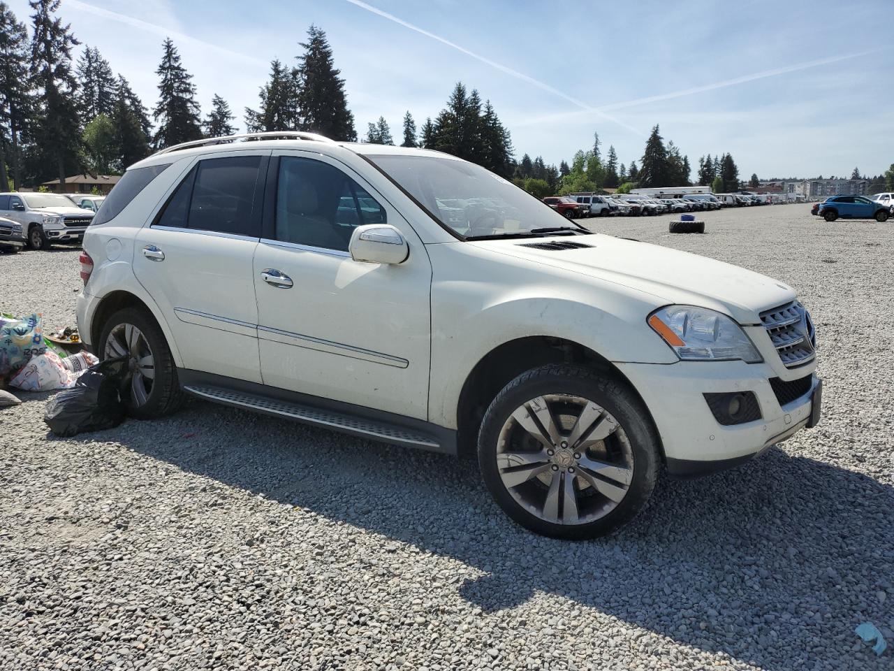 4JGBB8GB5AA562279 2010 Mercedes-Benz Ml 350 4Matic