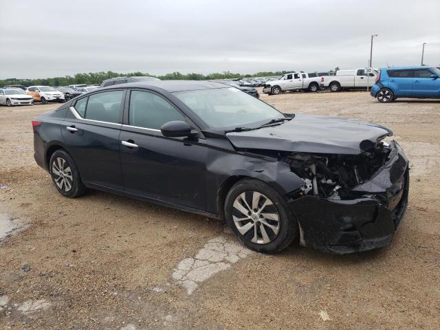 1N4BL4BV3LC122831 Nissan Altima S 4