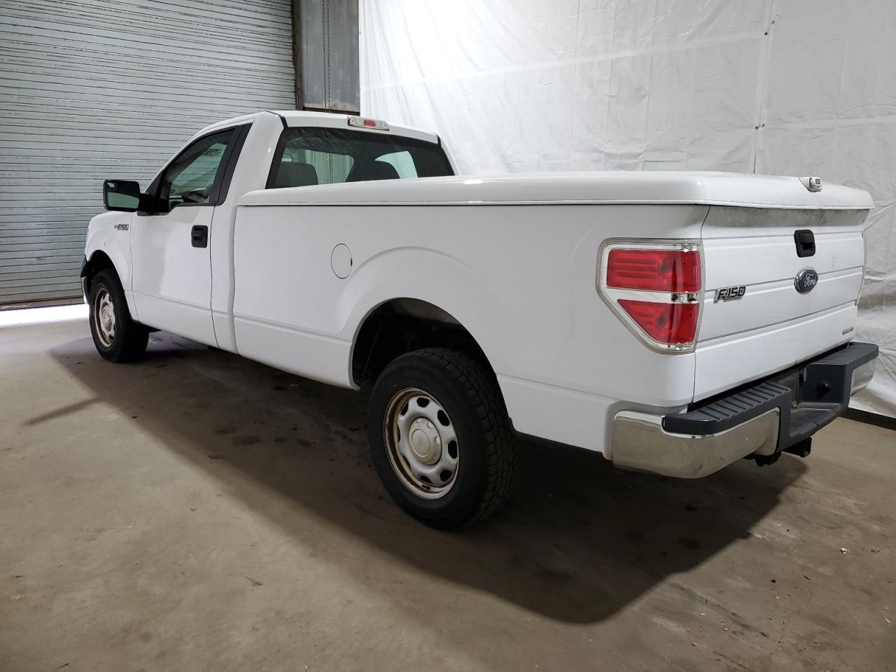 1FTMF1CM7EKG33837 2014 Ford F150