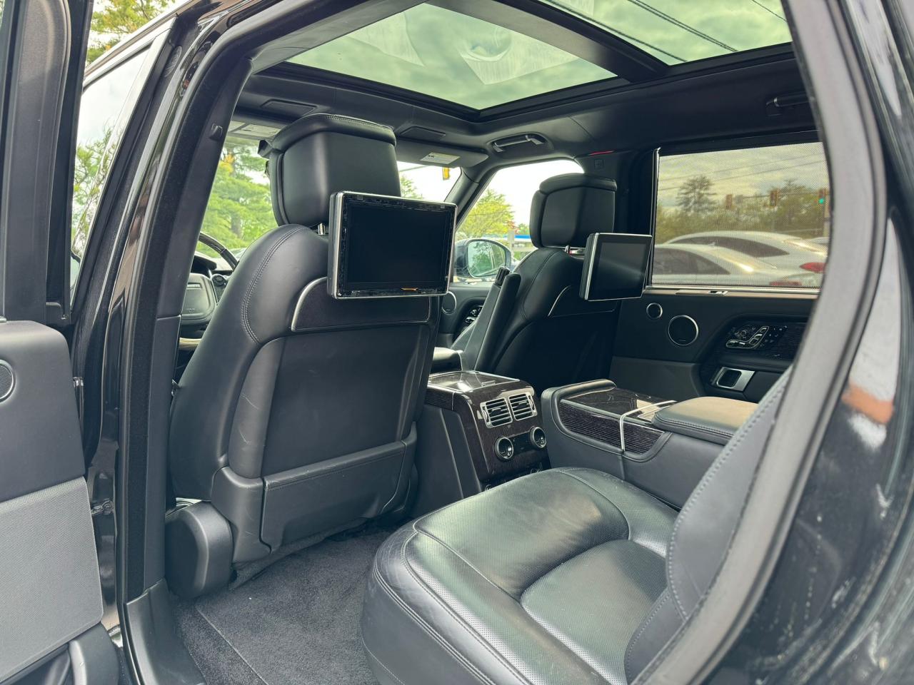 SALGV5RE5JA509419 2018 Land Rover Range Rover Autobiography