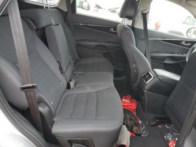 2016 KIA SORENTO LX - 5XYPG4A32GG096065