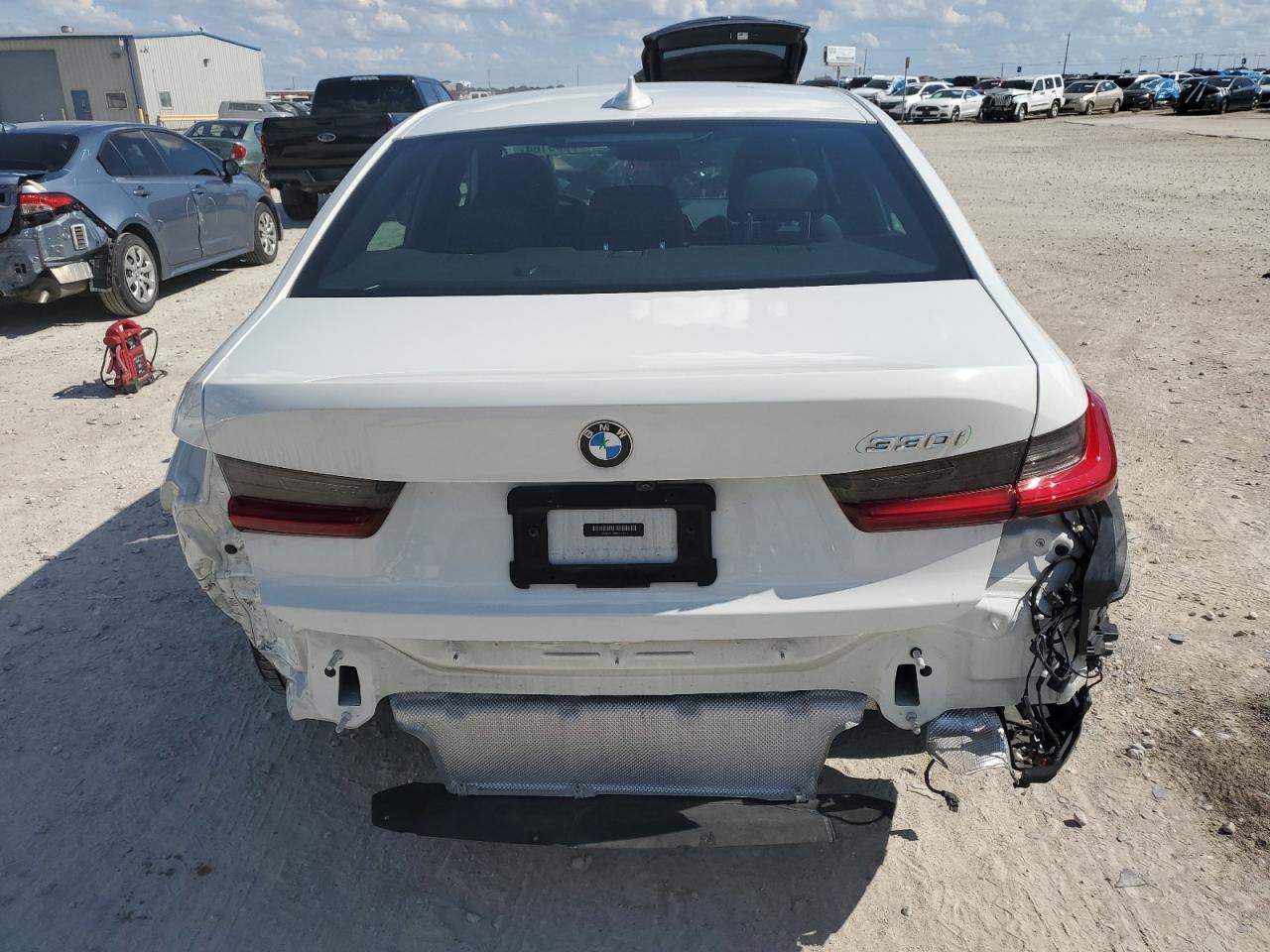 3MW5R1J09M8B52772 2021 BMW 330I