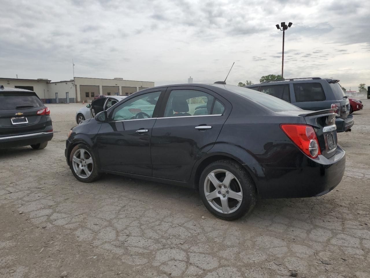 1G1JE5SB8F4120947 2015 Chevrolet Sonic Ltz