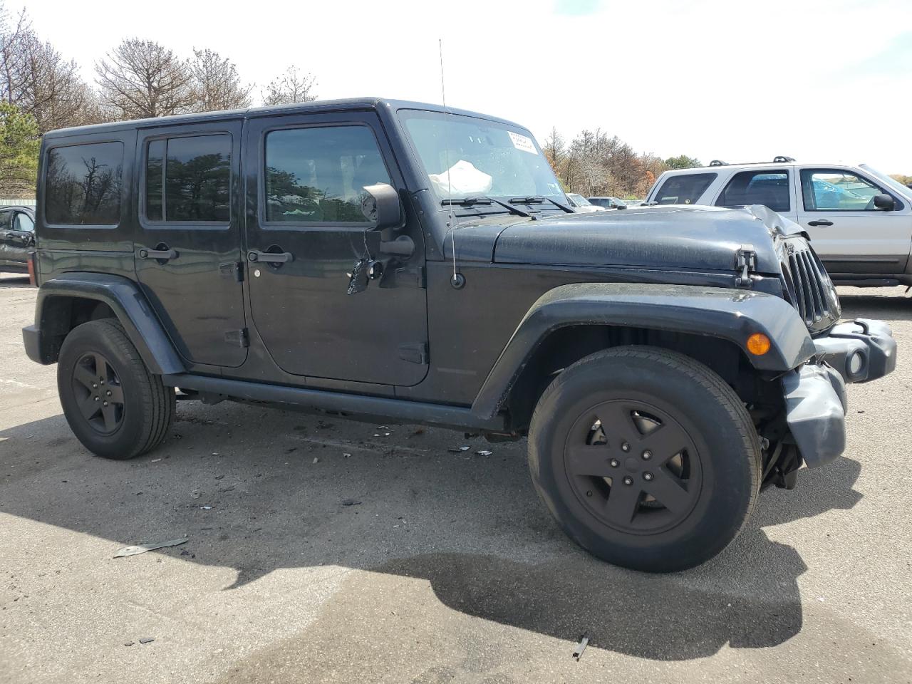 1C4BJWEG9FL607956 2015 Jeep Wrangler Unlimited Sahara