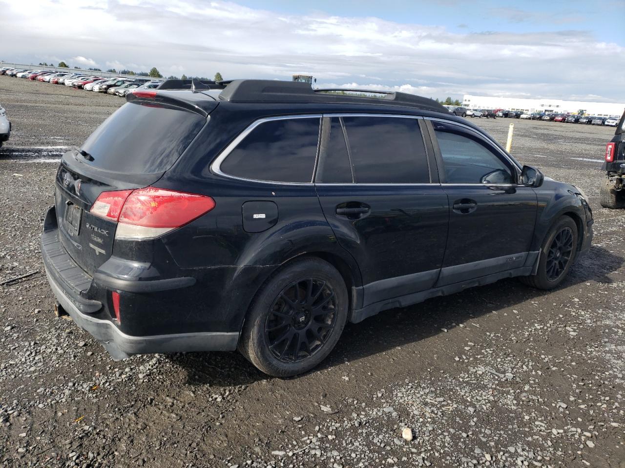 2014 Subaru Outback 2.5I Premium vin: 4S4BRBCCXE3226354