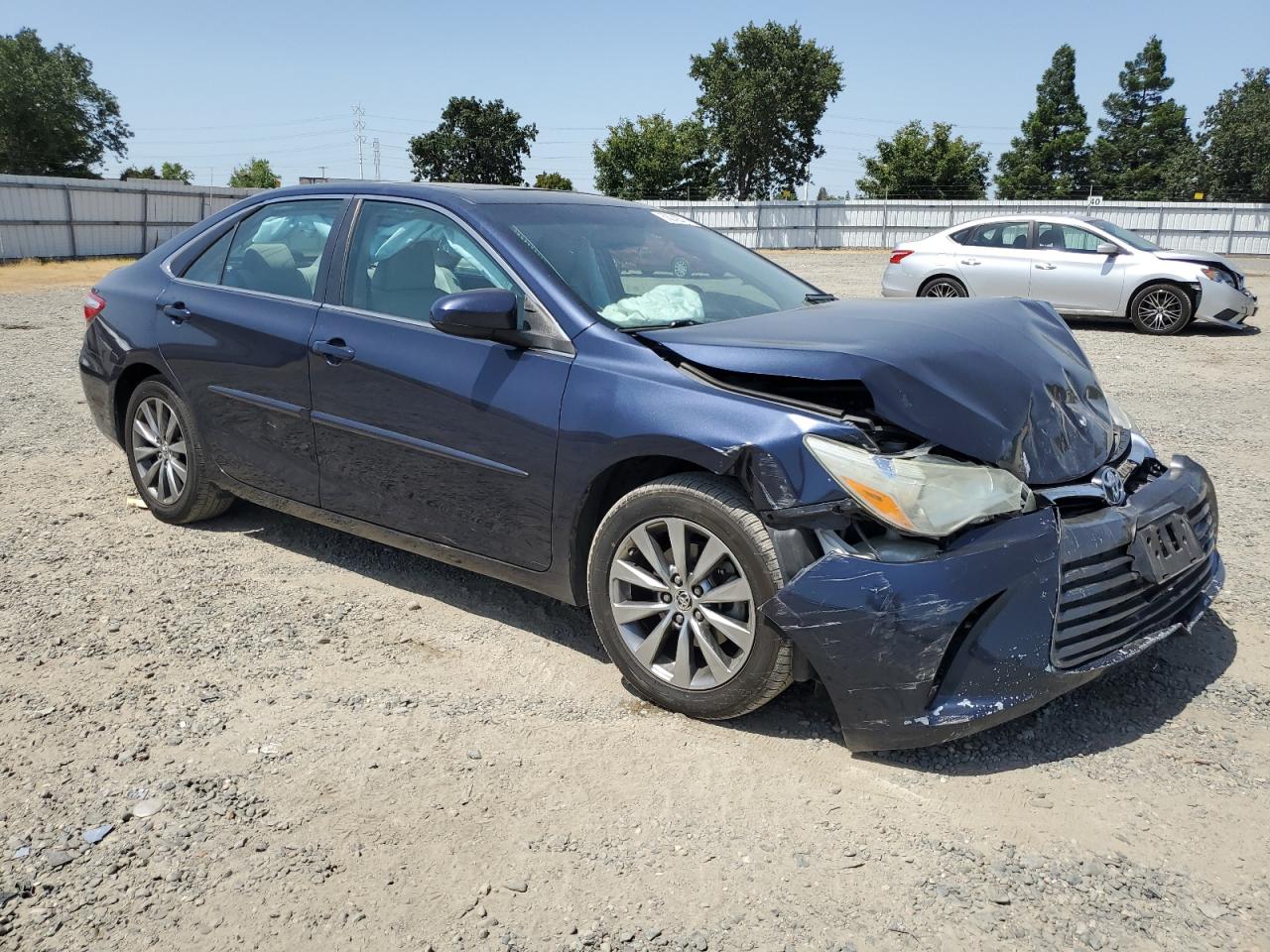 2016 Toyota Camry Le vin: 4T1BF1FK9GU554240