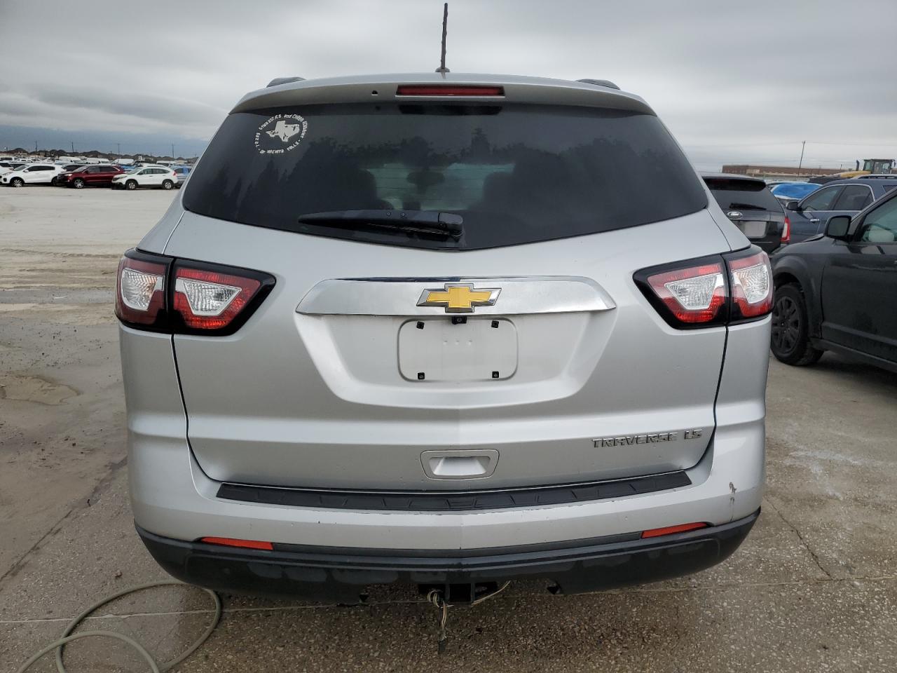 1GNKRFED4FJ189842 2015 Chevrolet Traverse Ls