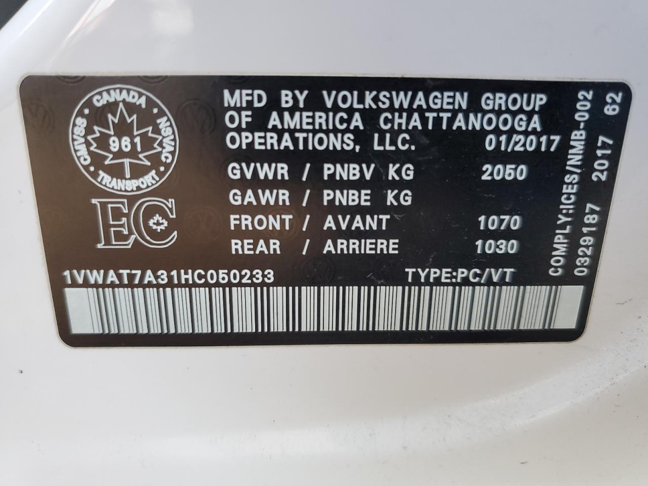 1VWAT7A31HC050233 2017 Volkswagen Passat S