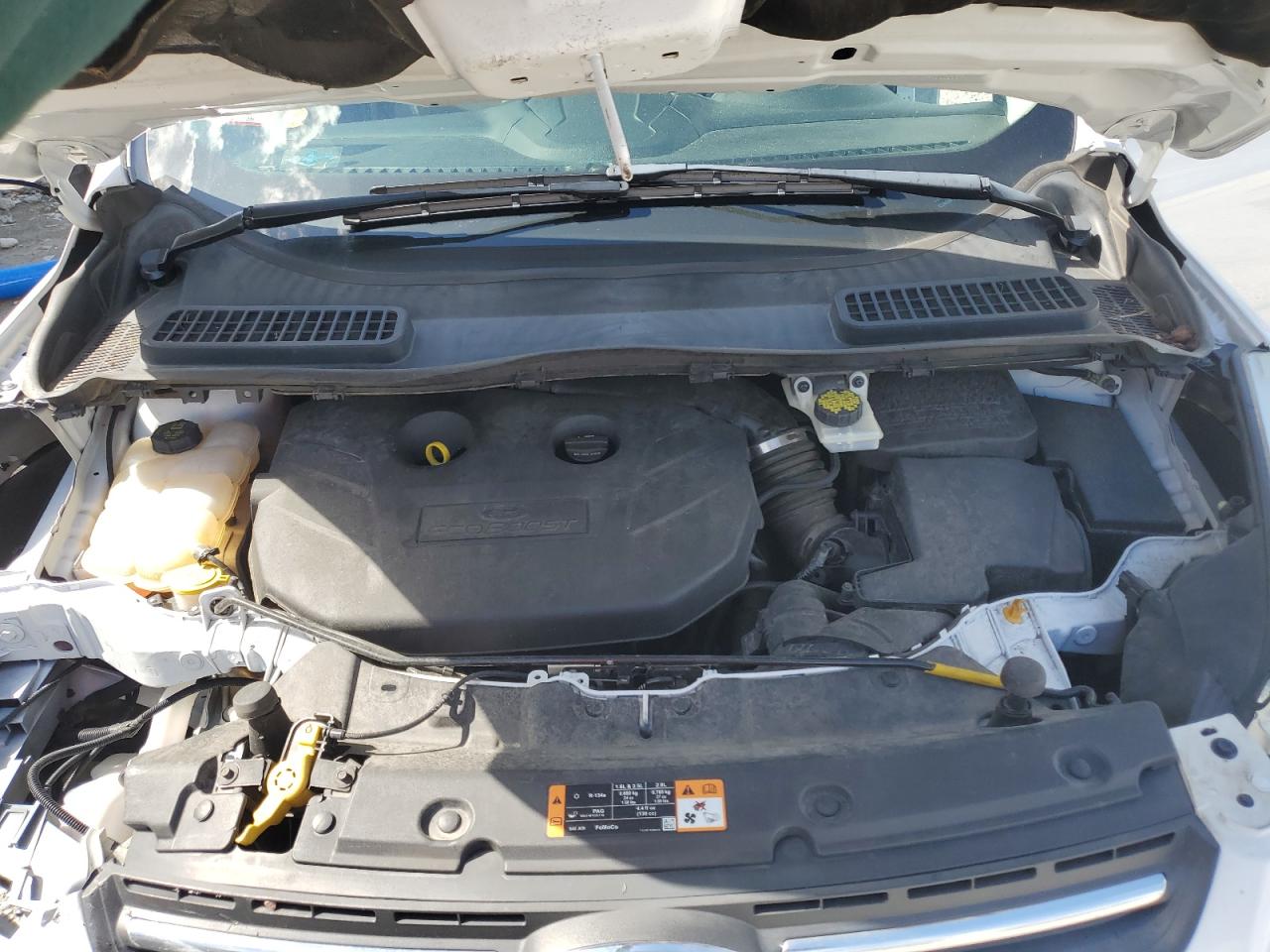 1FMCU0G90FUB32985 2015 Ford Escape Se