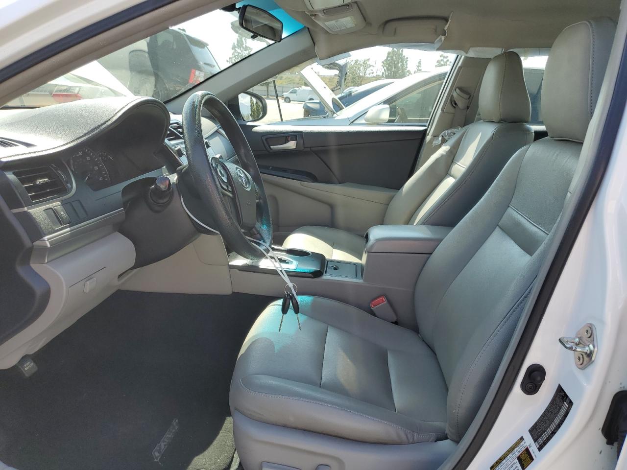 4T1BF1FK1EU426247 2014 Toyota Camry L