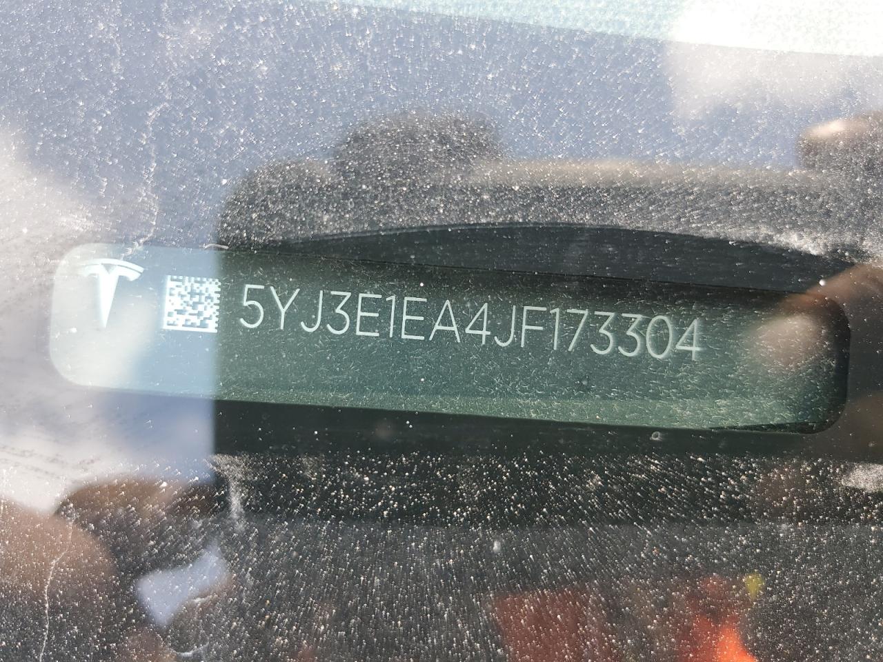 5YJ3E1EA4JF173304 2018 Tesla Model 3