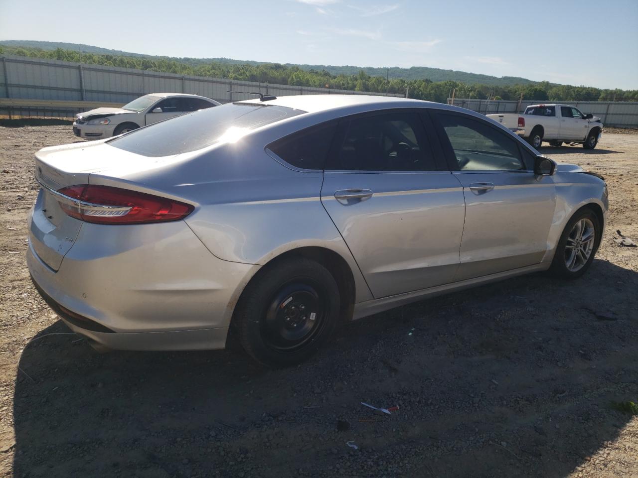 3FA6P0H74JR140308 2018 Ford Fusion Se