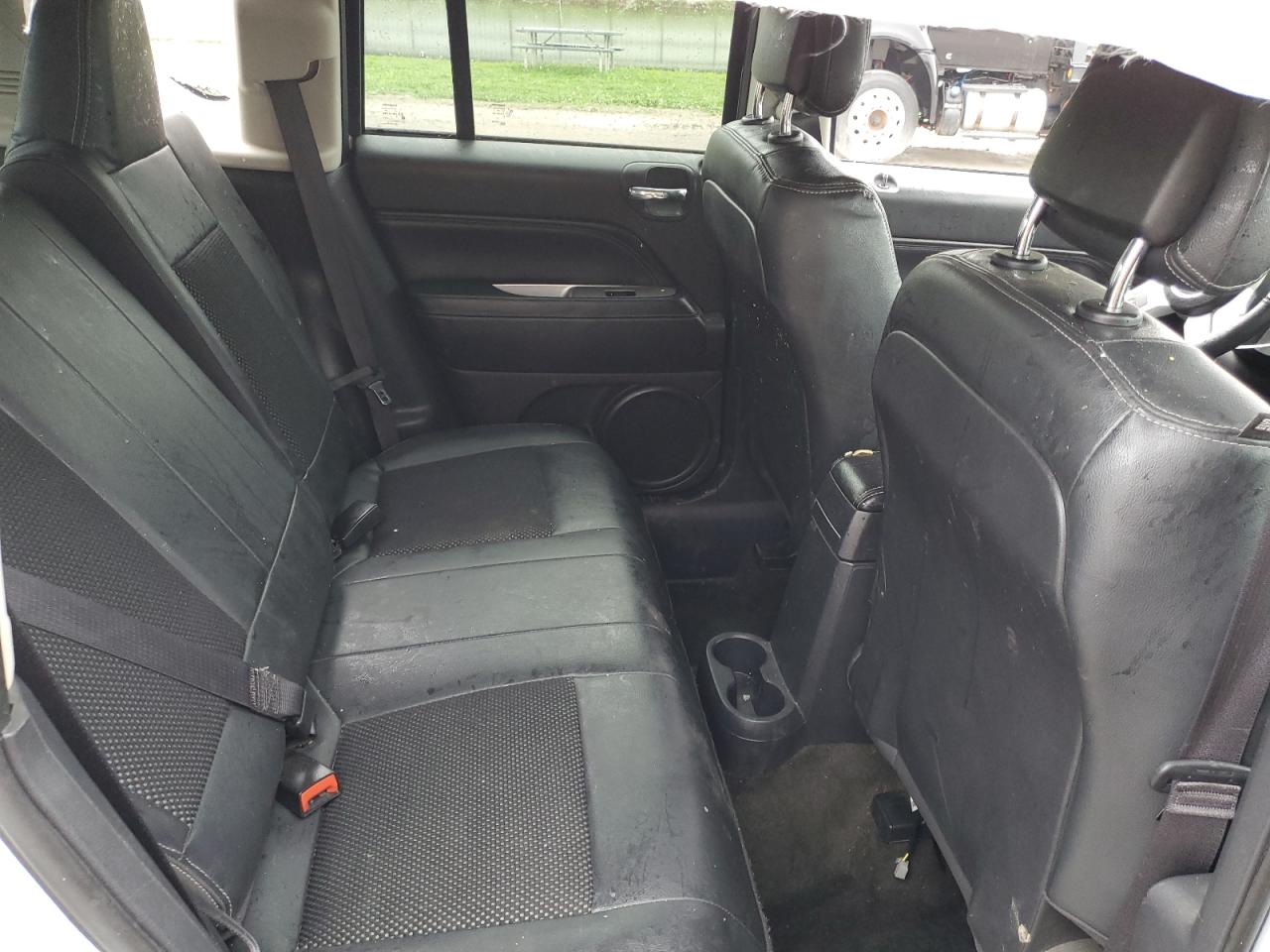 1C4NJDEB5GD808786 2016 Jeep Compass Latitude