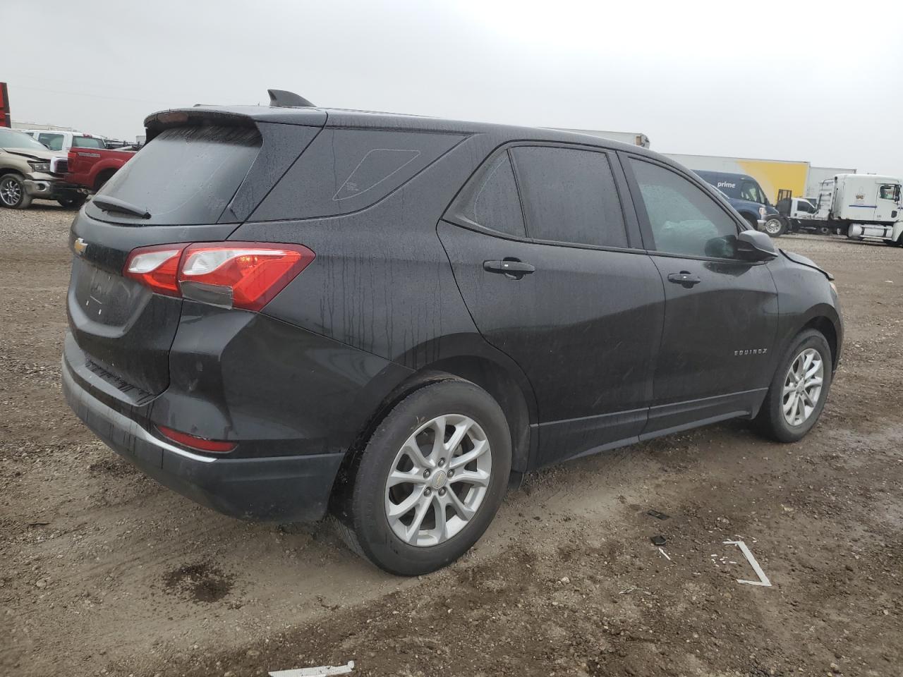 2GNAXHEV6J6294300 2018 Chevrolet Equinox Ls