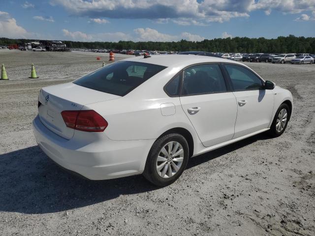 2015 Volkswagen Passat S VIN: 1VWAT7A31FC037270 Lot: 54697384