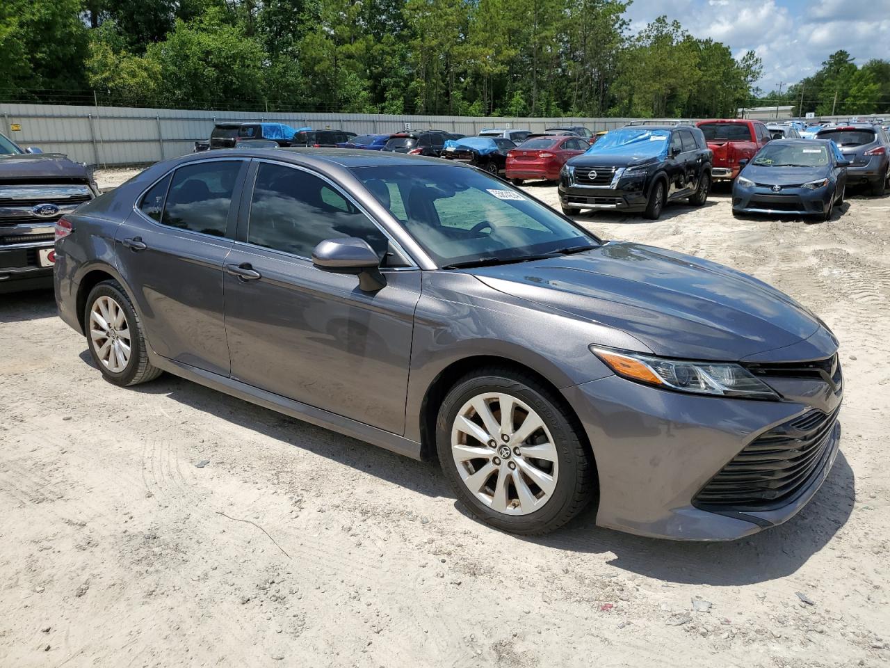 2018 Toyota Camry L vin: 4T1B11HK8JU546164