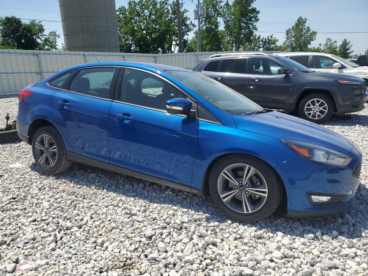 1FADP3FE6JL321144 2018 Ford Focus Se