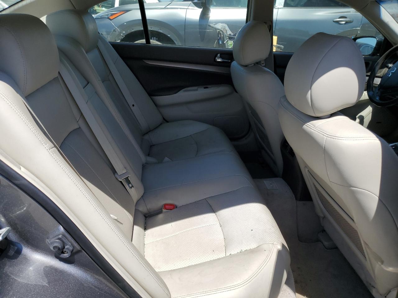 JN1CV6AR6BM403204 2011 Infiniti G37