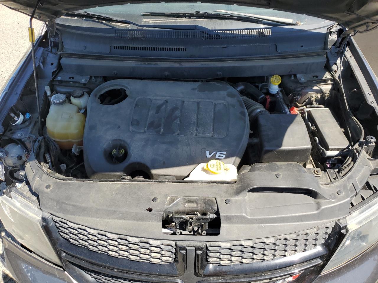 3C4PDCGG5JT335590 2018 Dodge Journey Crossroad