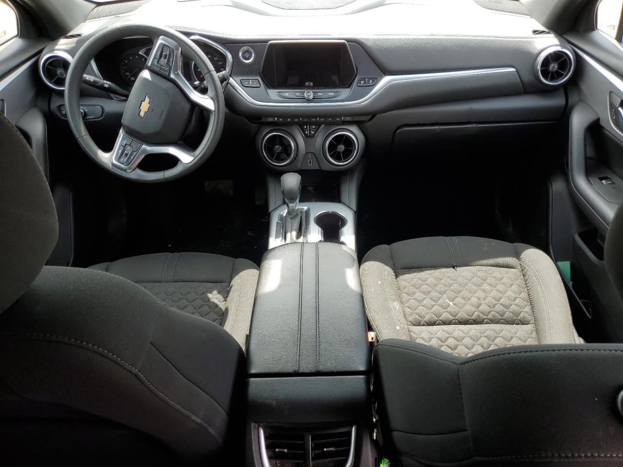 3GNKBHRS8MS586359 2021 Chevrolet Blazer 2Lt