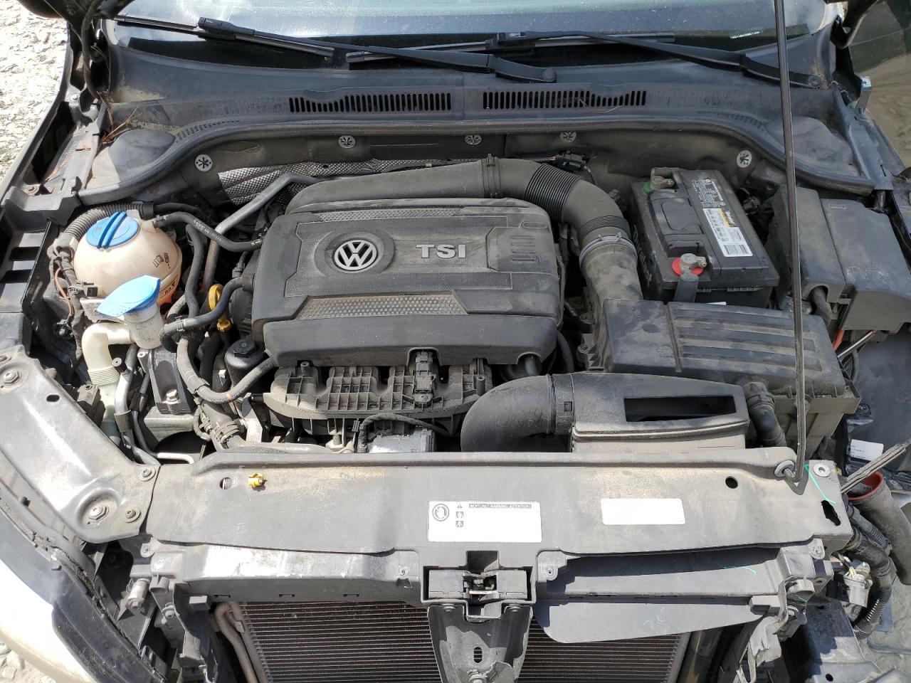 3VWD17AJ1FM411392 2015 Volkswagen Jetta Se