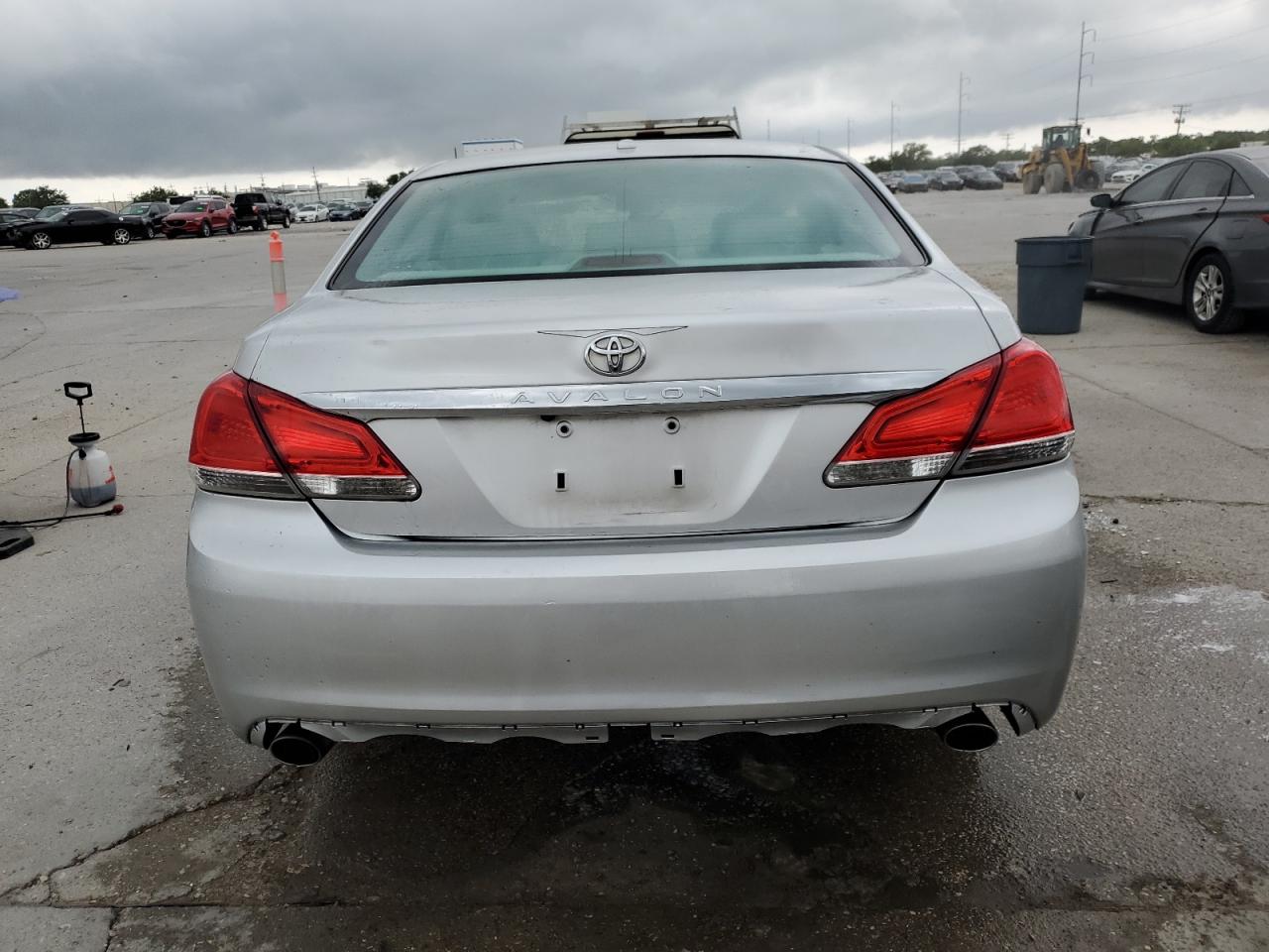 4T1BK3DB4BU372044 2011 Toyota Avalon Base