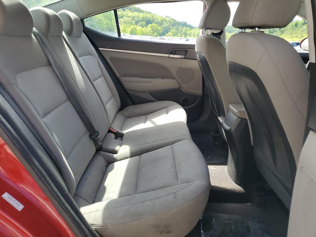 KMHD84LF7KU749726 2019 Hyundai Elantra Sel