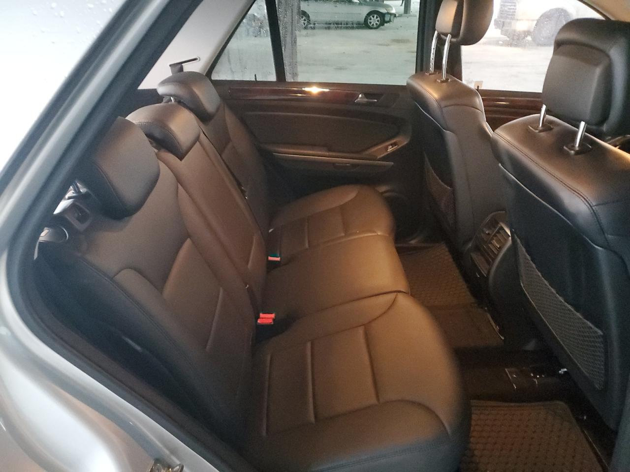 4JGBB5GB9AA578774 2010 Mercedes-Benz Ml 350