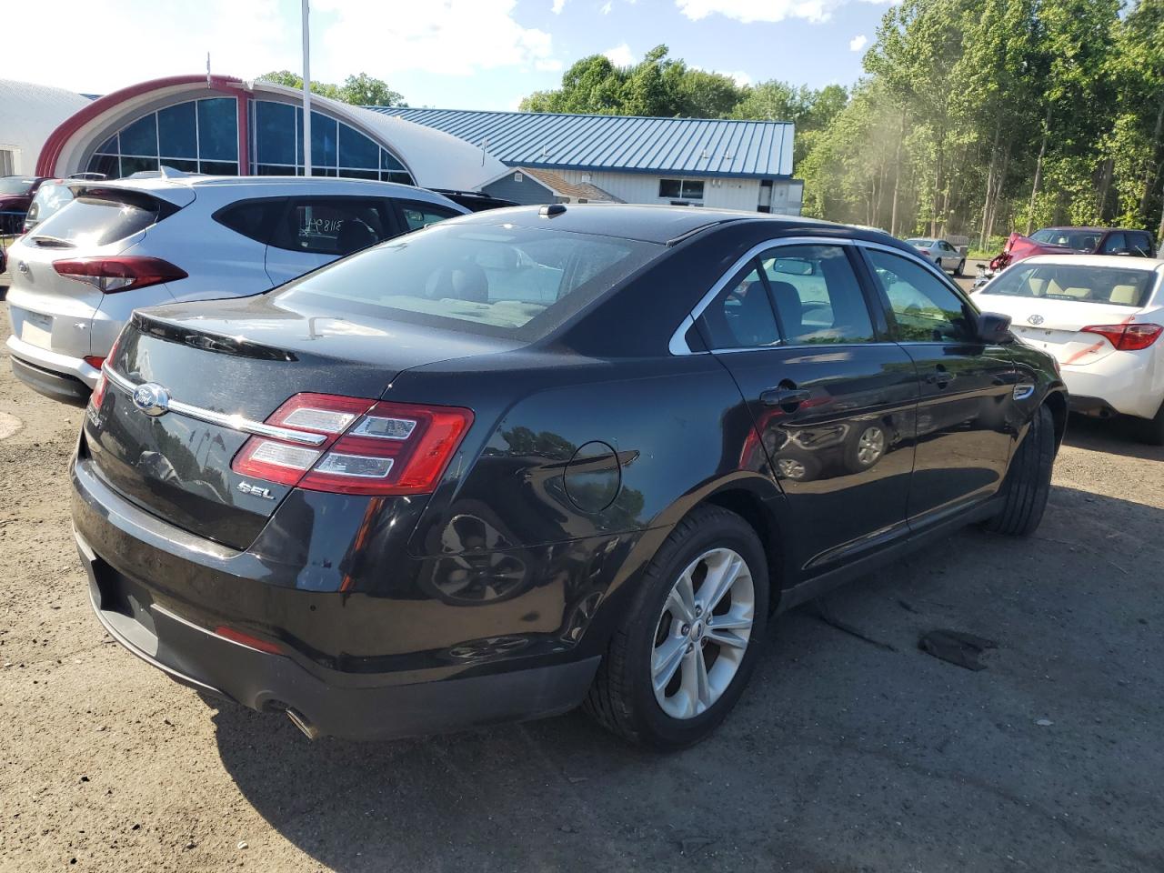 2015 Ford Taurus Sel vin: 1FAHP2E82FG165059