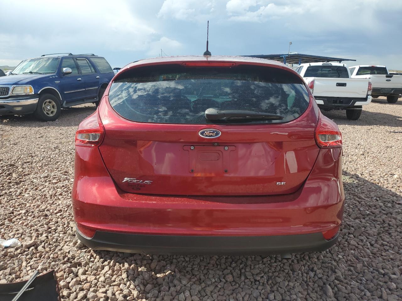 1FADP3K28HL211346 2017 Ford Focus Se