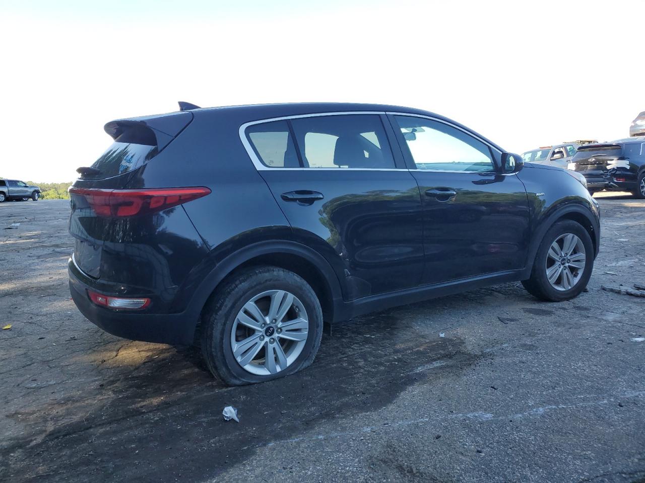 KNDPMCACXH7131873 2017 Kia Sportage Lx