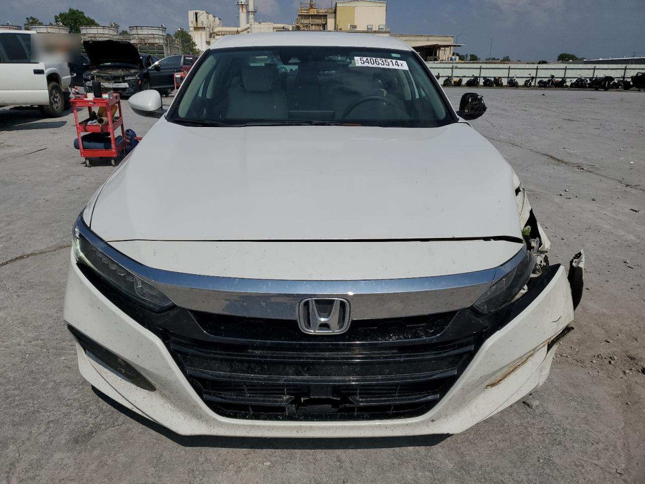 1HGCV1F11JA052853 2018 Honda Accord Lx