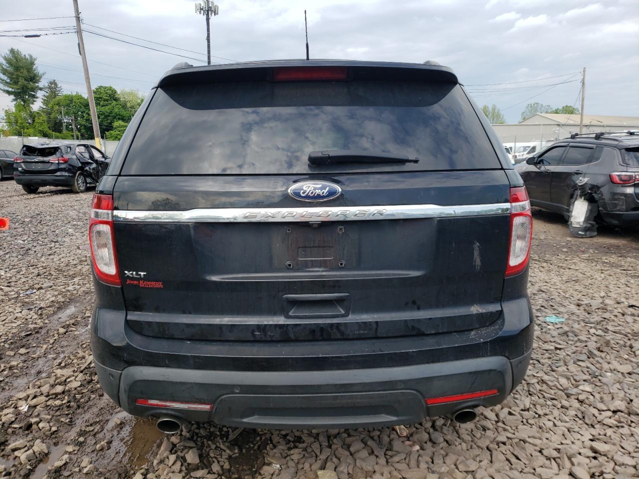 1FMHK7D80BGA81769 2011 Ford Explorer Xlt