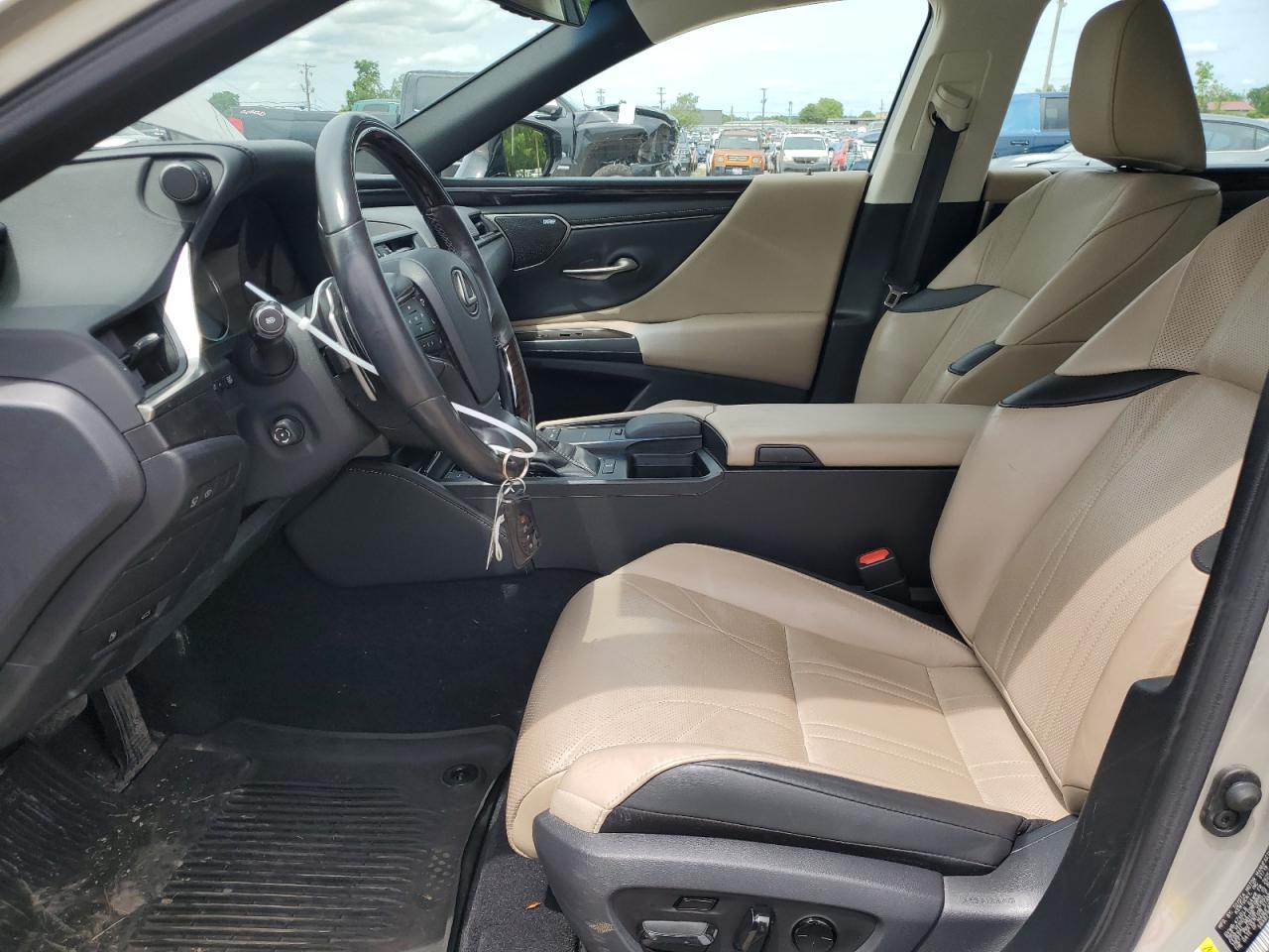 58ABZ1B17KU022989 2019 Lexus Es 350