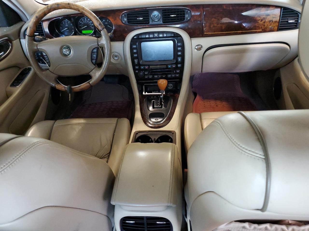 SAJWA74C74SG24767 2004 Jaguar Vandenplas