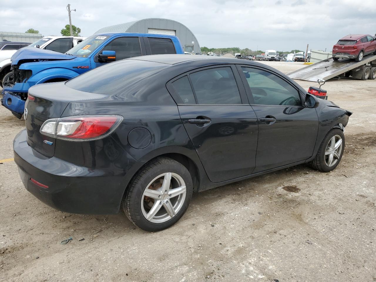 Lot #2718339490 2013 MAZDA 3 I